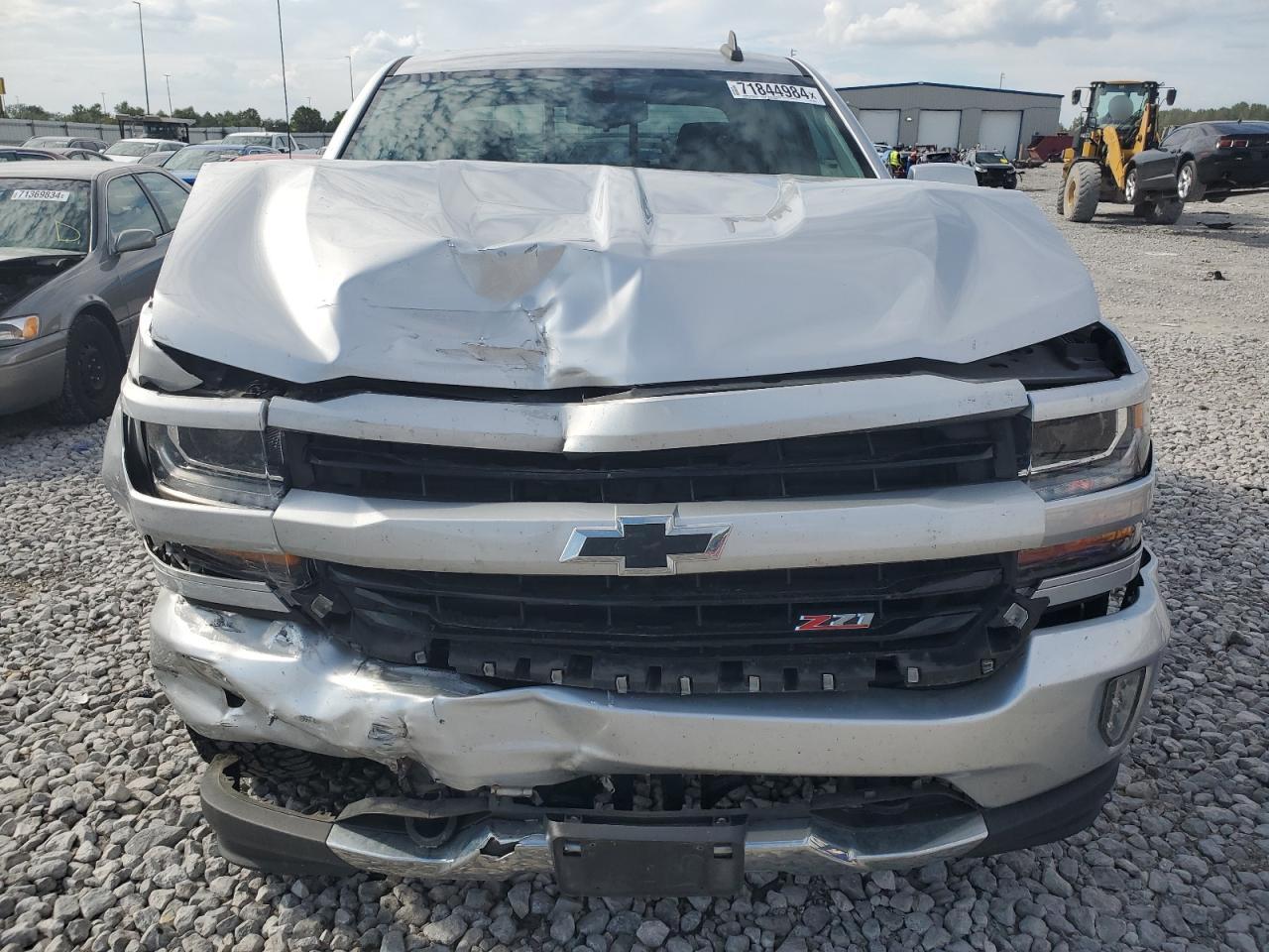 2018 CHEVROLET SILVERADO - Фото 5