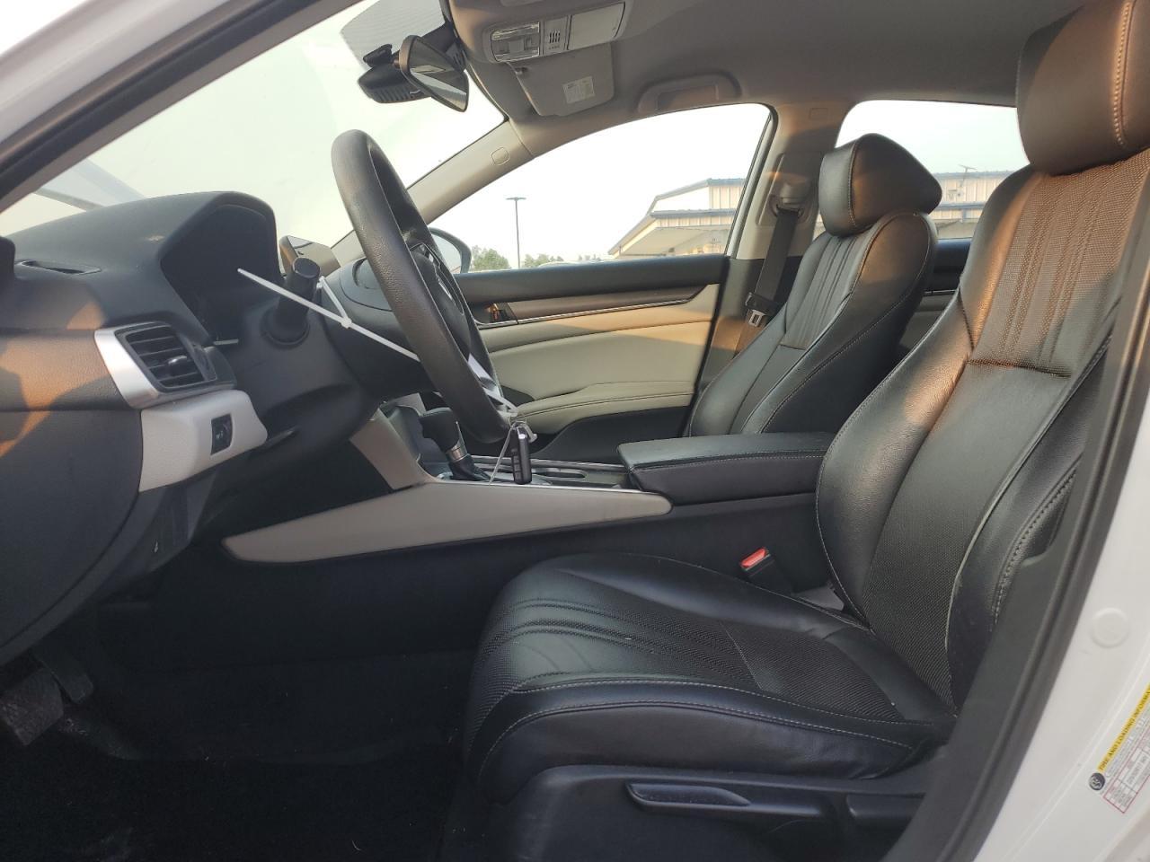 2018 HONDA ACCORD LX - Фото 7