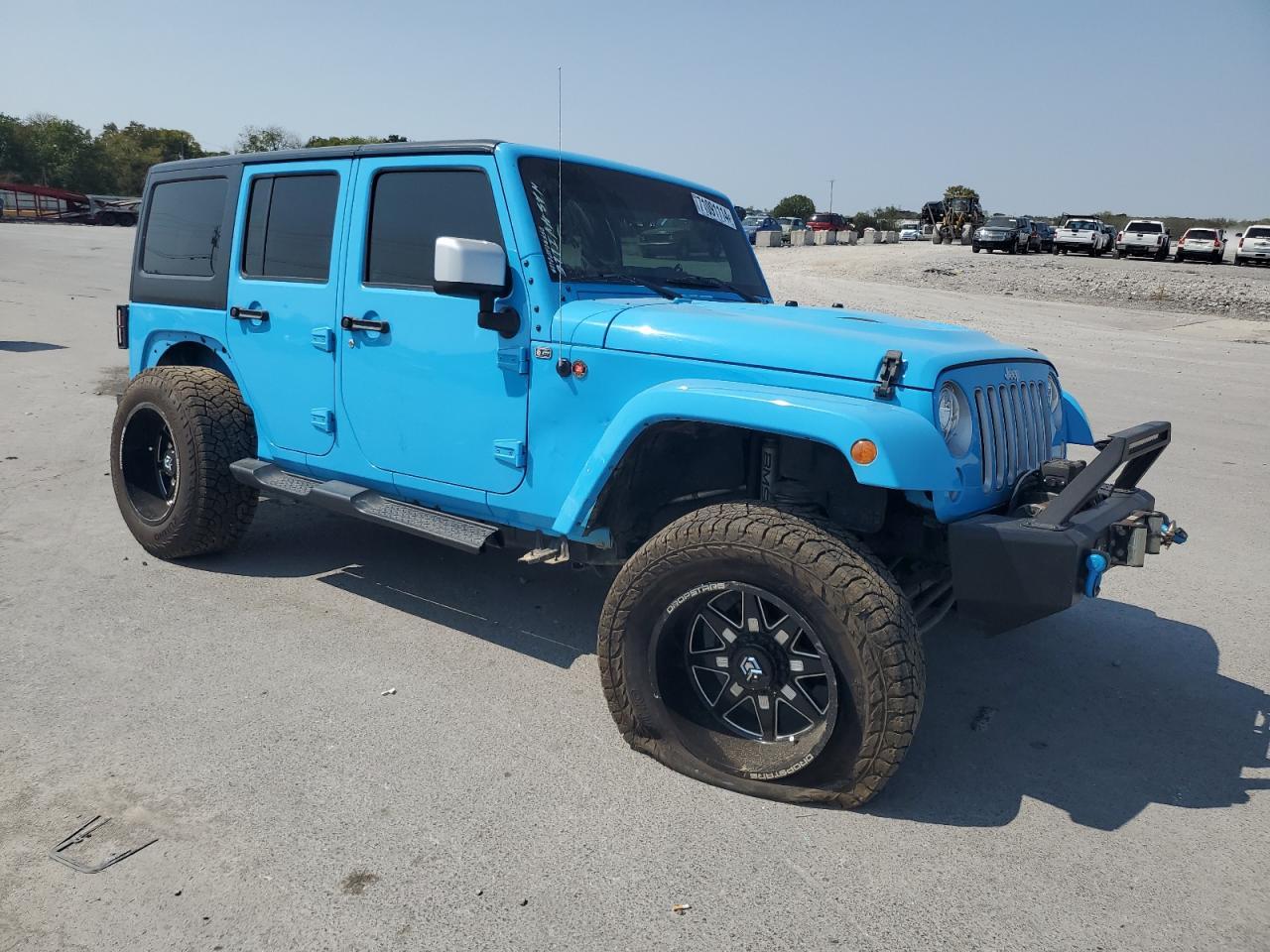 2017 JEEP WRANGLER U - Image 4