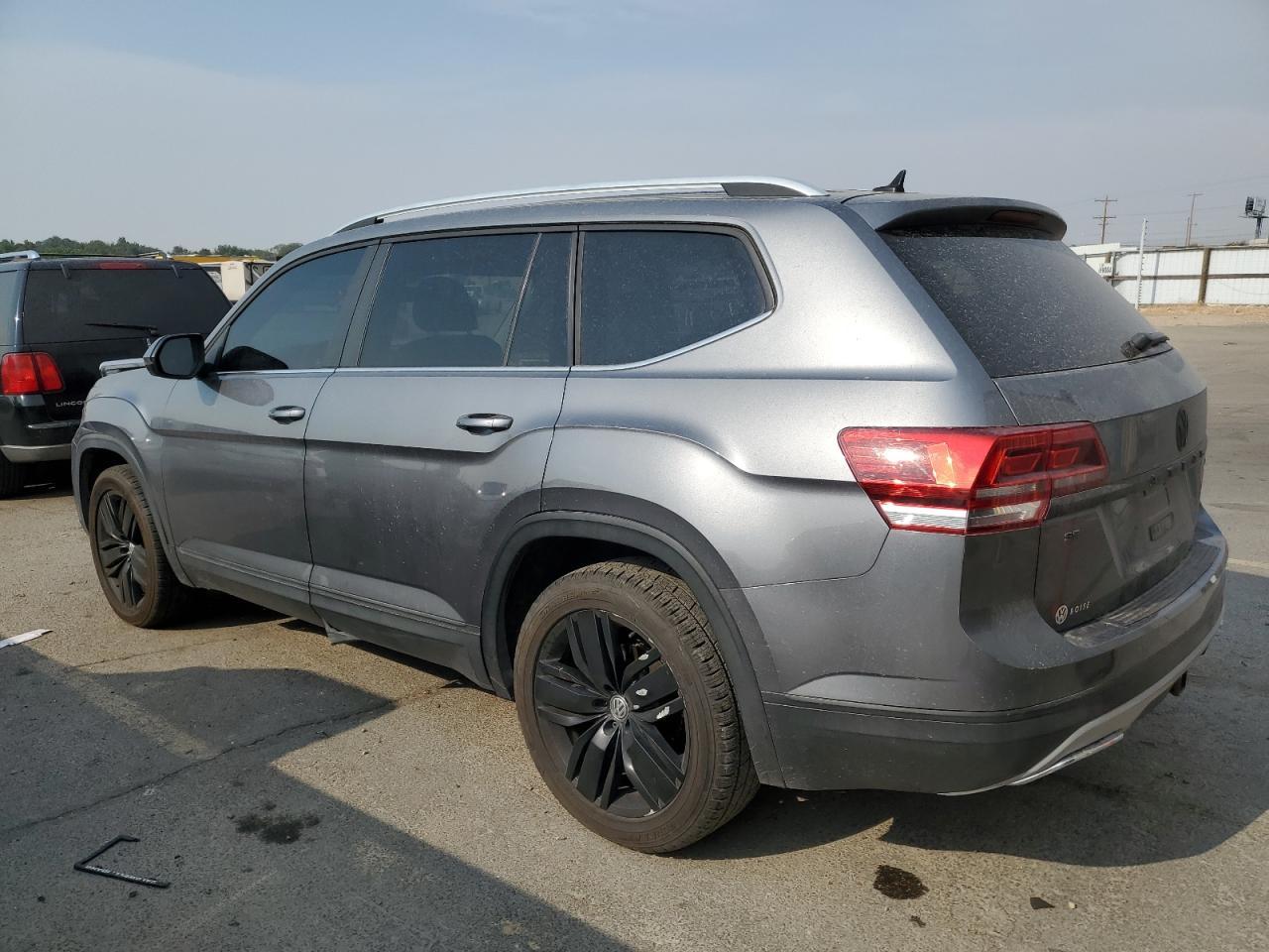2019 VOLKSWAGEN ATLAS SE - Фото 2