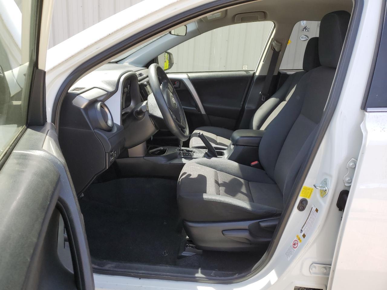 2016 TOYOTA RAV4 LE - Image 7