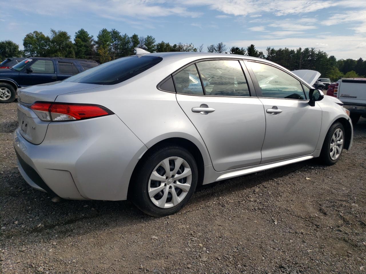 2022 TOYOTA COROLLA LE - Фото 3