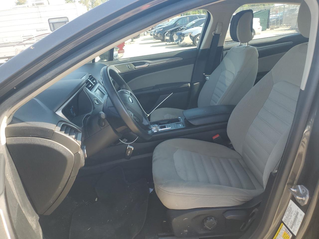 2017 FORD FUSION S - Image 7