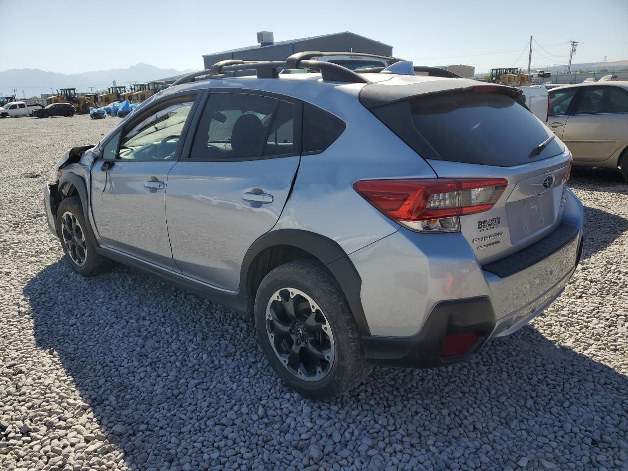 2021 SUBARU CROSSTREK - Фото 2