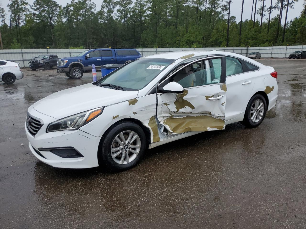 2017 HYUNDAI SONATA SE