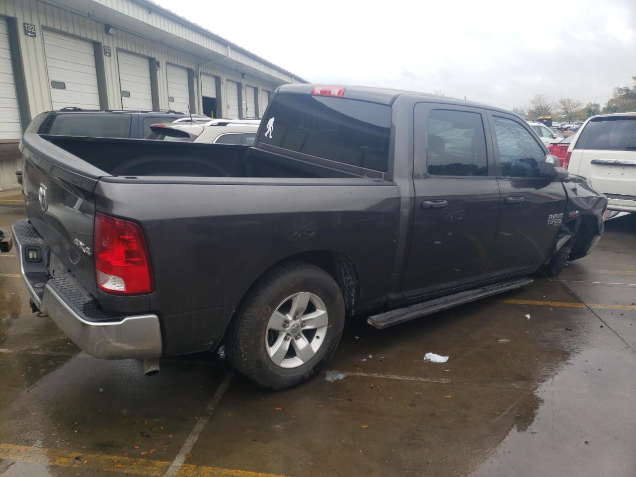 2019 RAM 1500 CLASS - Image 3
