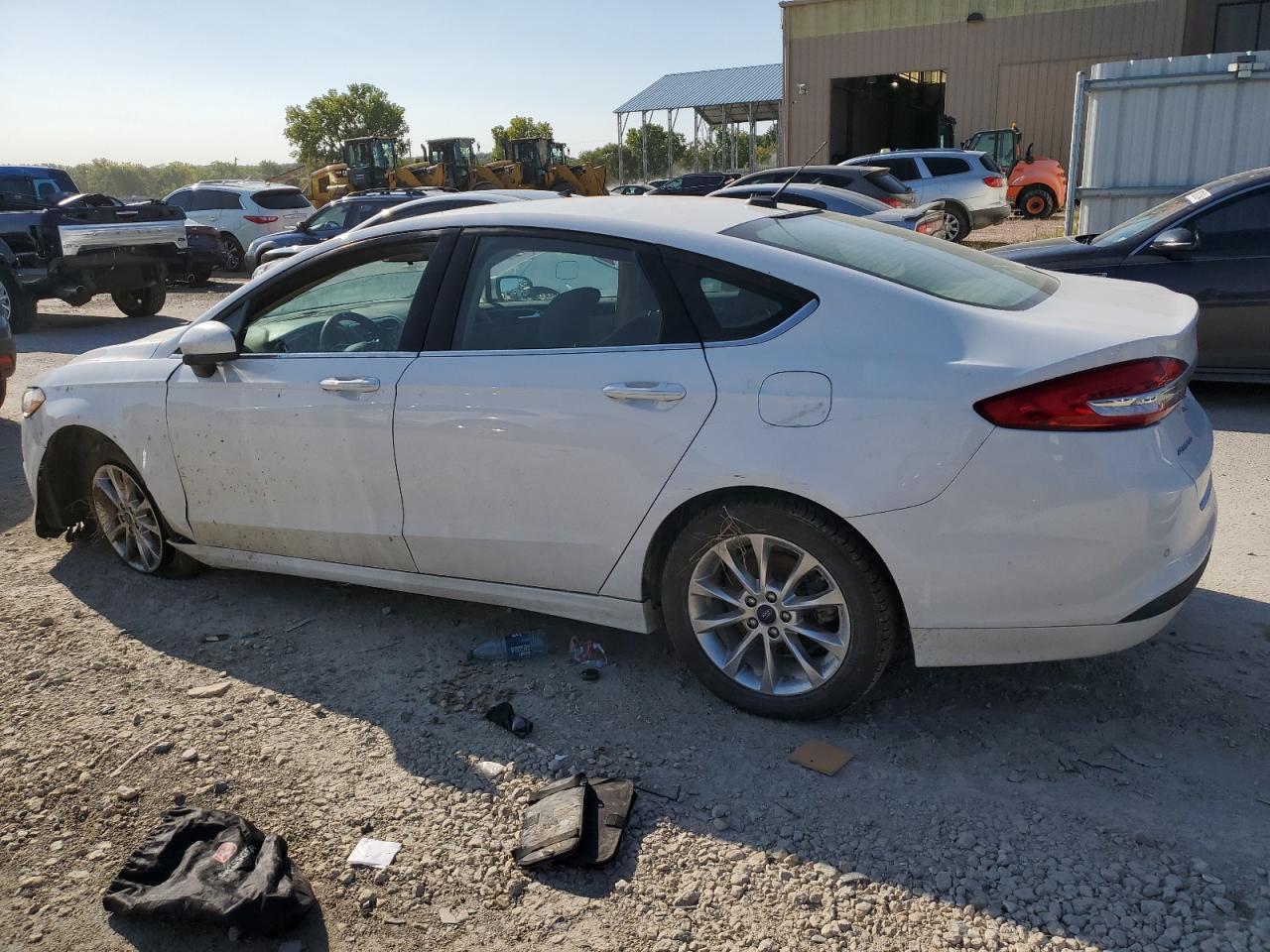 2017 FORD FUSION SE - Image 2