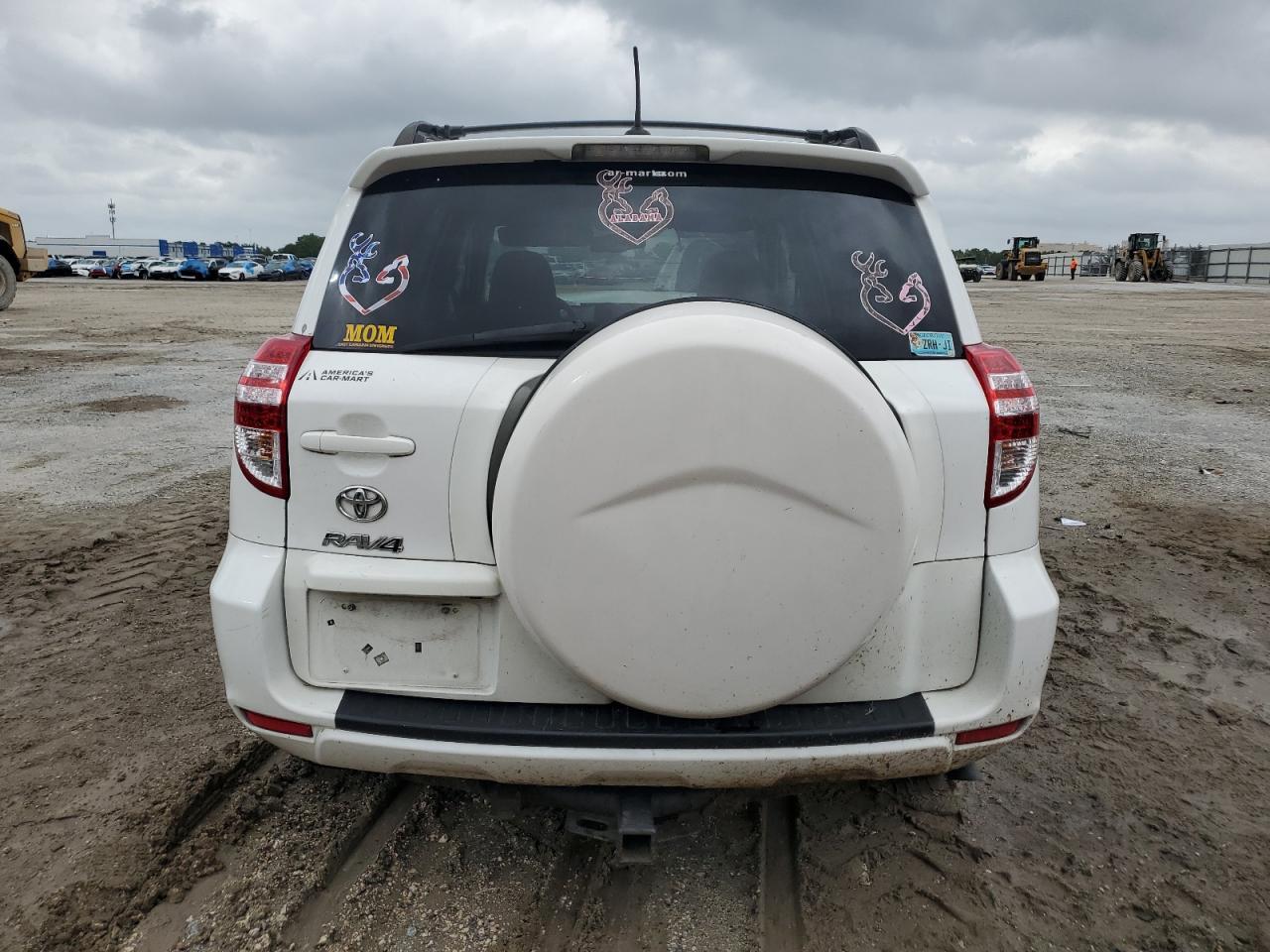 2011 TOYOTA RAV4 - Фото 6