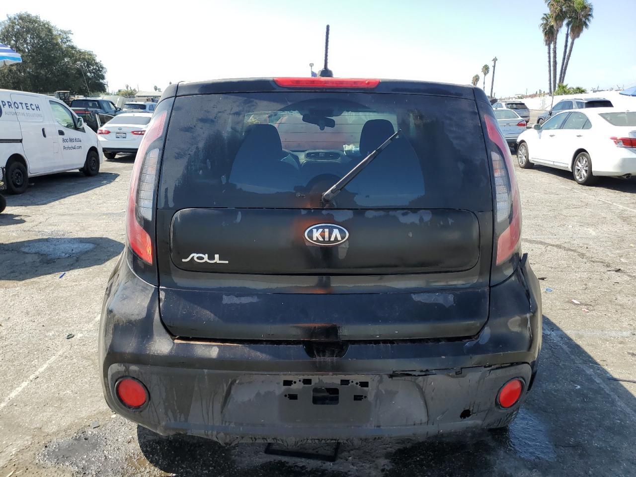 2017 KIA SOUL - Image 6
