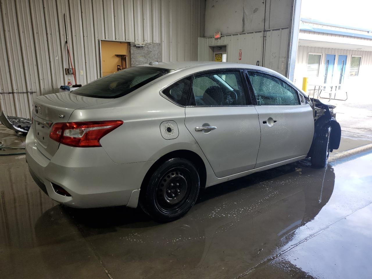 2017 NISSAN SENTRA S - Фото 3