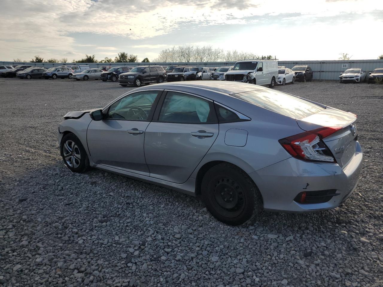 2017 HONDA CIVIC LX - Фото 2