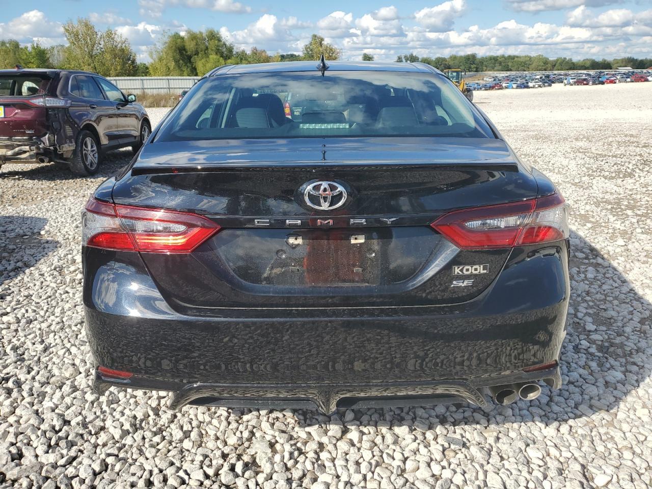 2021 TOYOTA CAMRY SE - Image 6