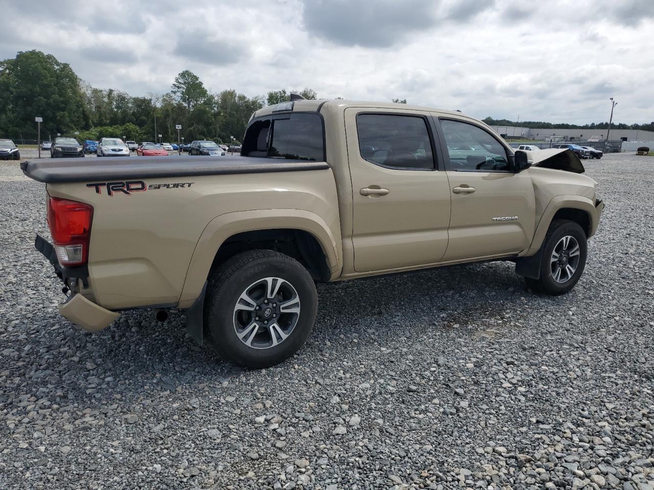 2017 TOYOTA TACOMA DOU - Фото 3