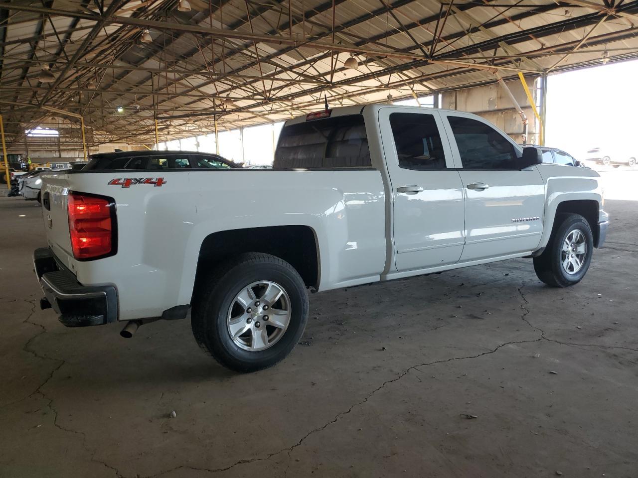 2015 CHEVROLET SILVERADO - Фото 3