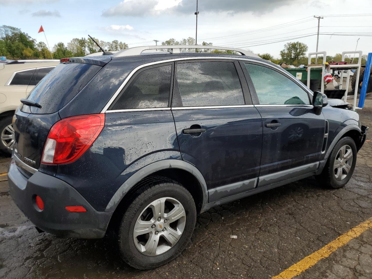 2015 CHEVROLET CAPTIVA LS - Фото 3
