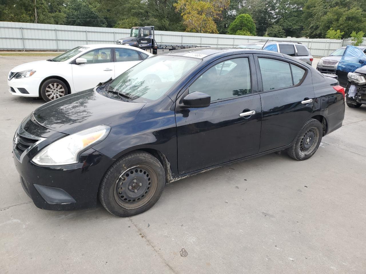 2016 NISSAN VERSA S