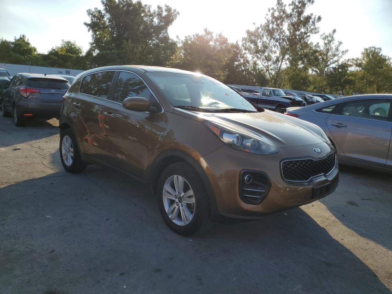 2017 KIA SPORTAGE L - Фото 4