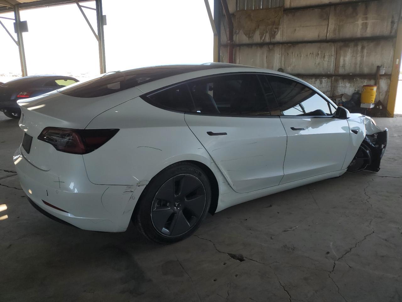 2021 TESLA MODEL 3 - Фото 3