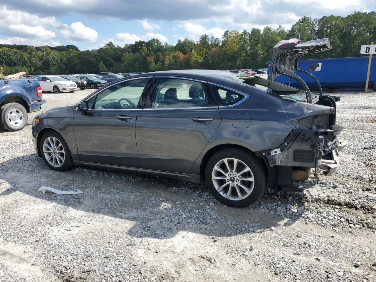 2017 FORD FUSION SE - Image 2