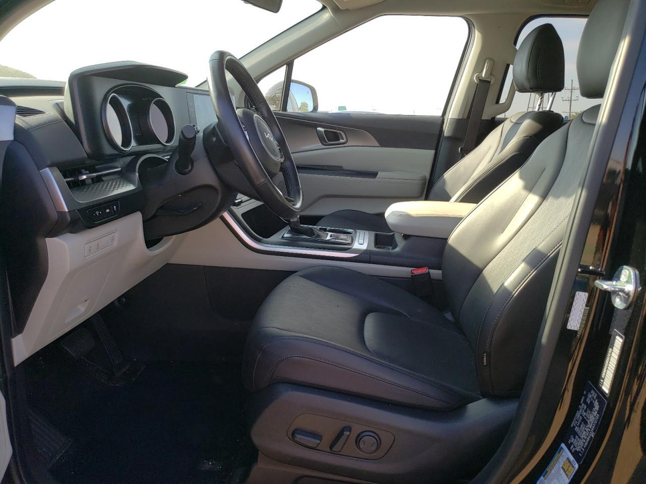 2024 KIA CARNIVAL L - Фото 7