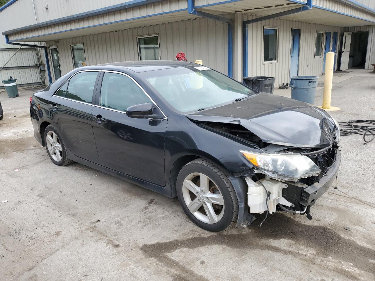 2012 TOYOTA CAMRY - Фото 4