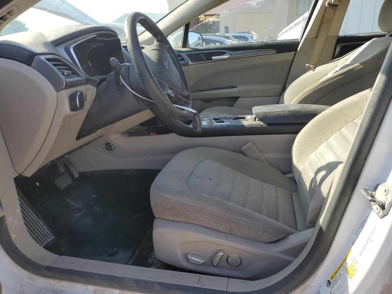 2017 FORD FUSION SE - Image 7