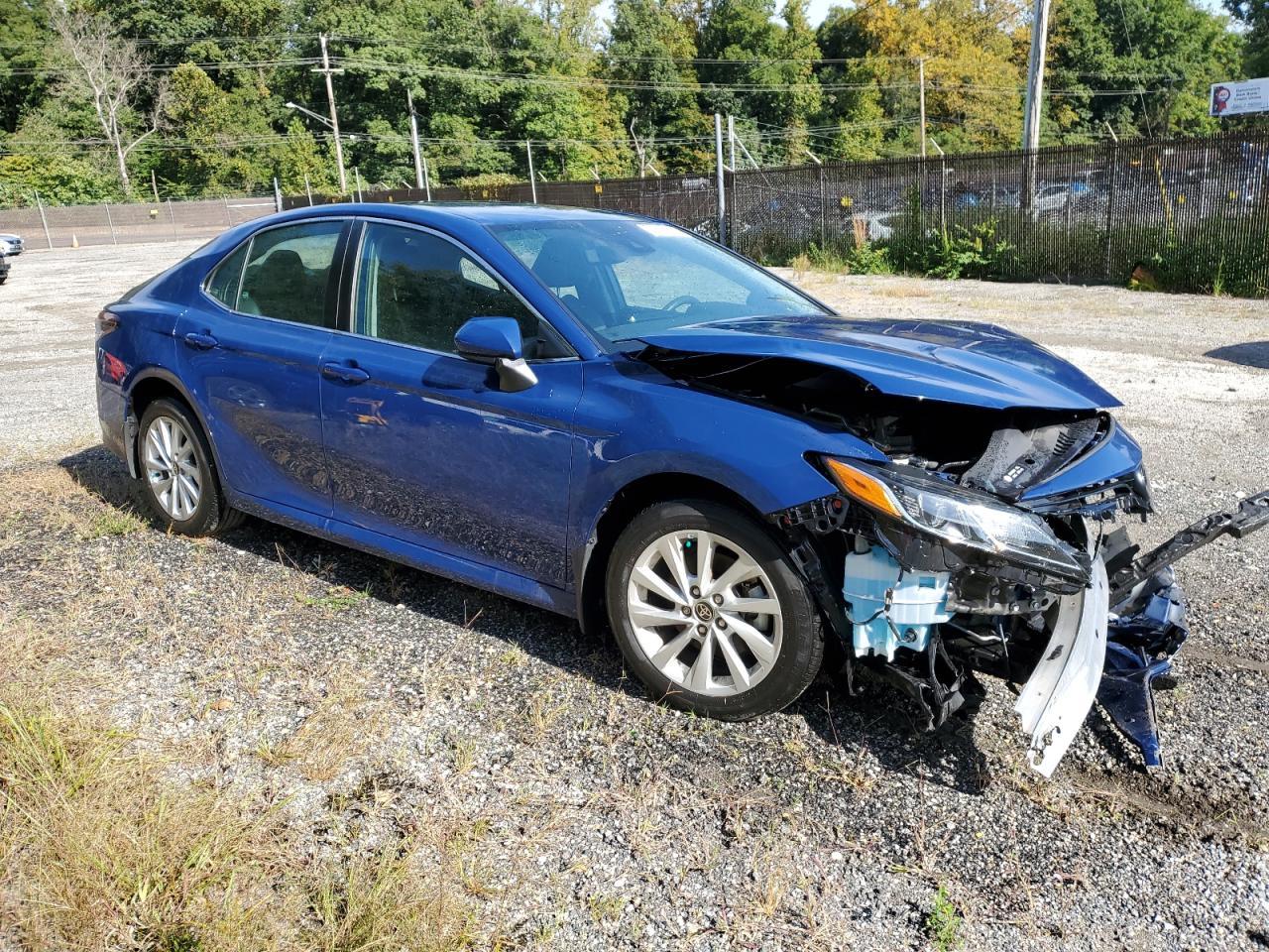 2023 TOYOTA CAMRY LE - Image 4