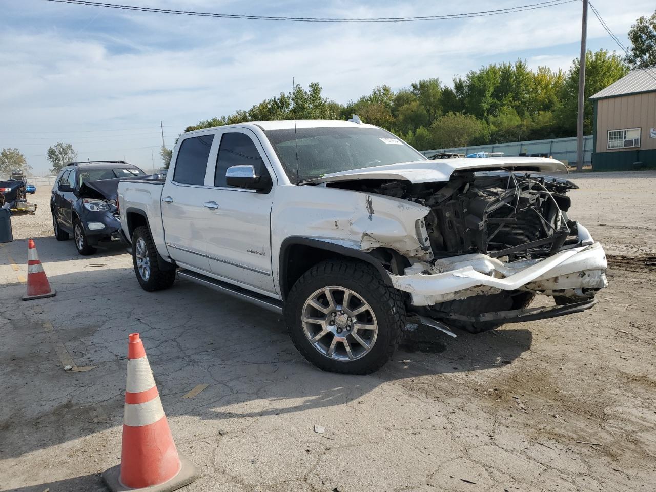 2017 GMC SIERRA K15 - Image 4