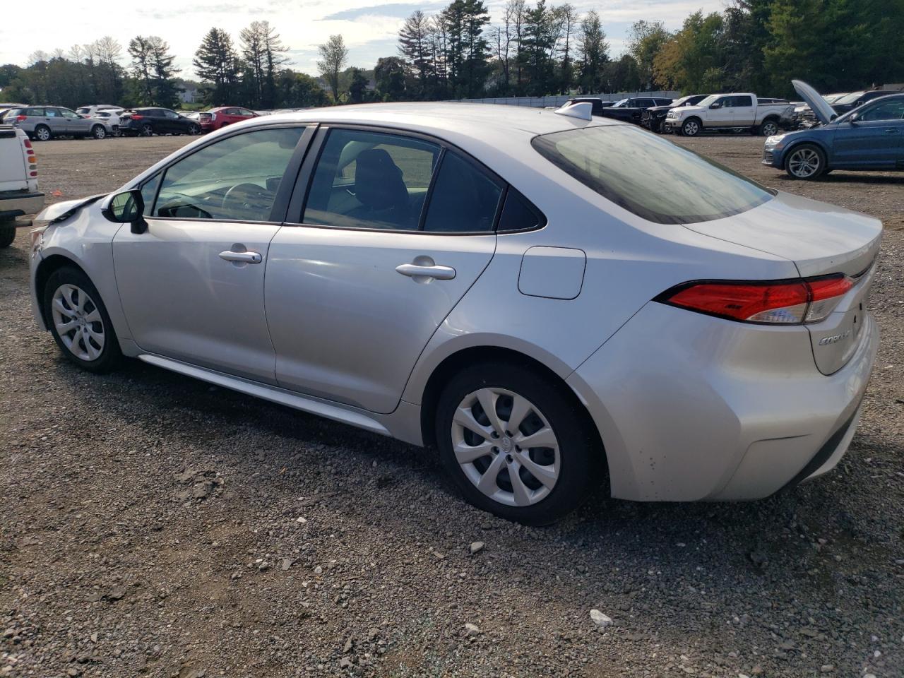 2022 TOYOTA COROLLA LE - Фото 2