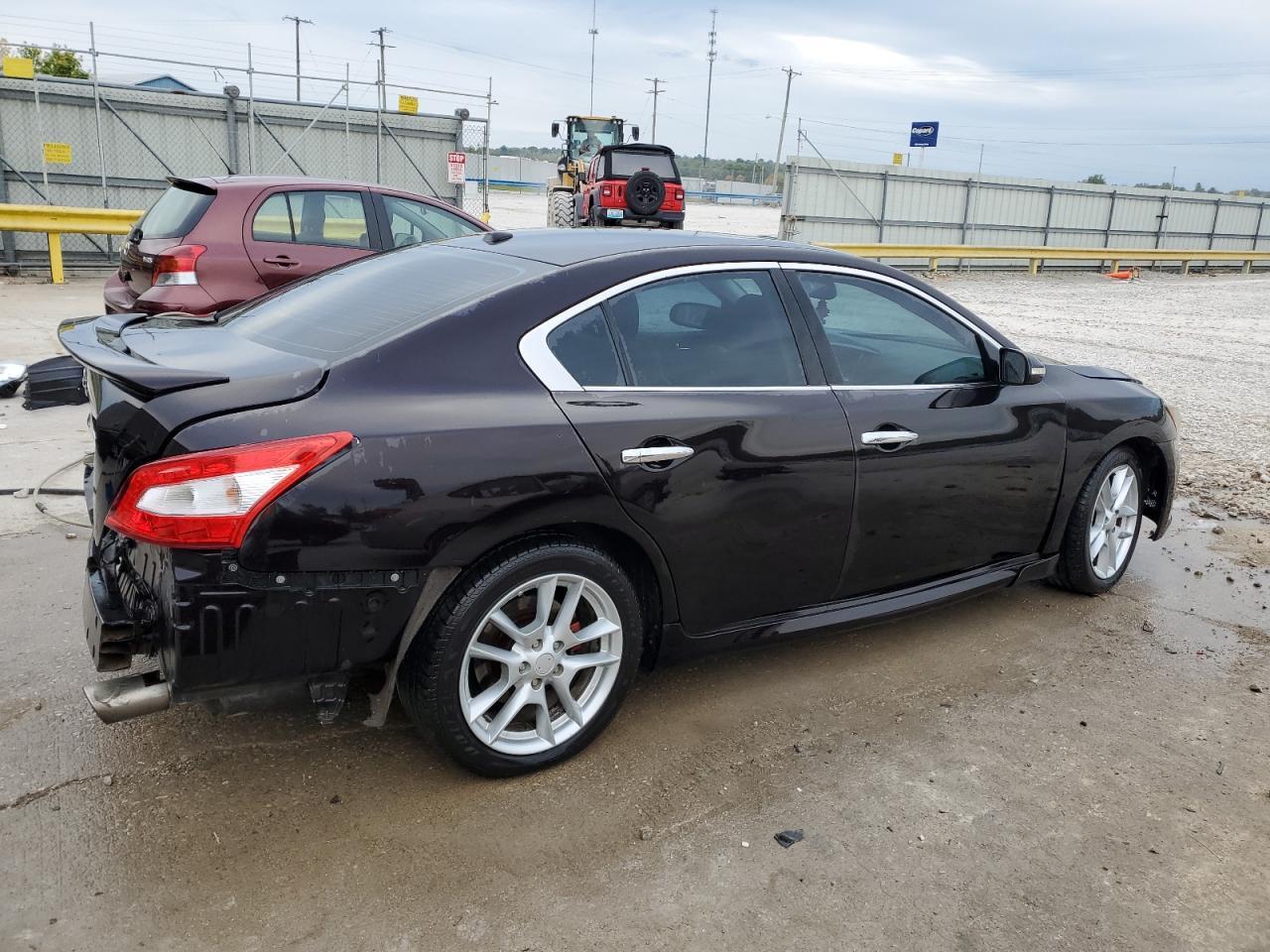 2011 NISSAN MAXIMA S - Фото 3