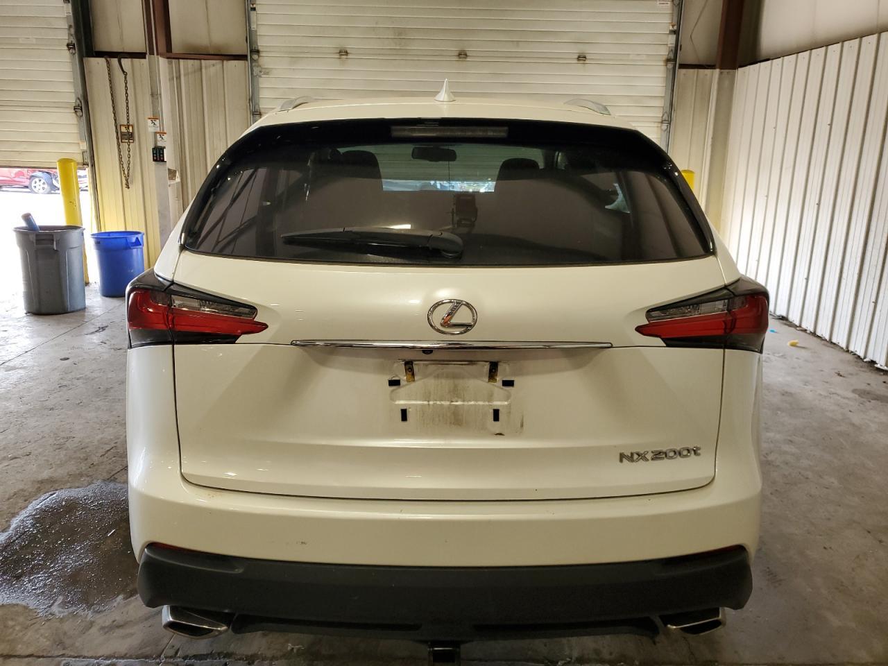 2017 LEXUS NX 200T BA - Фото 6