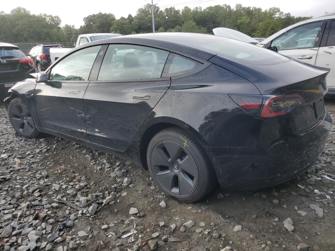 2022 TESLA MODEL 3 - Image 2