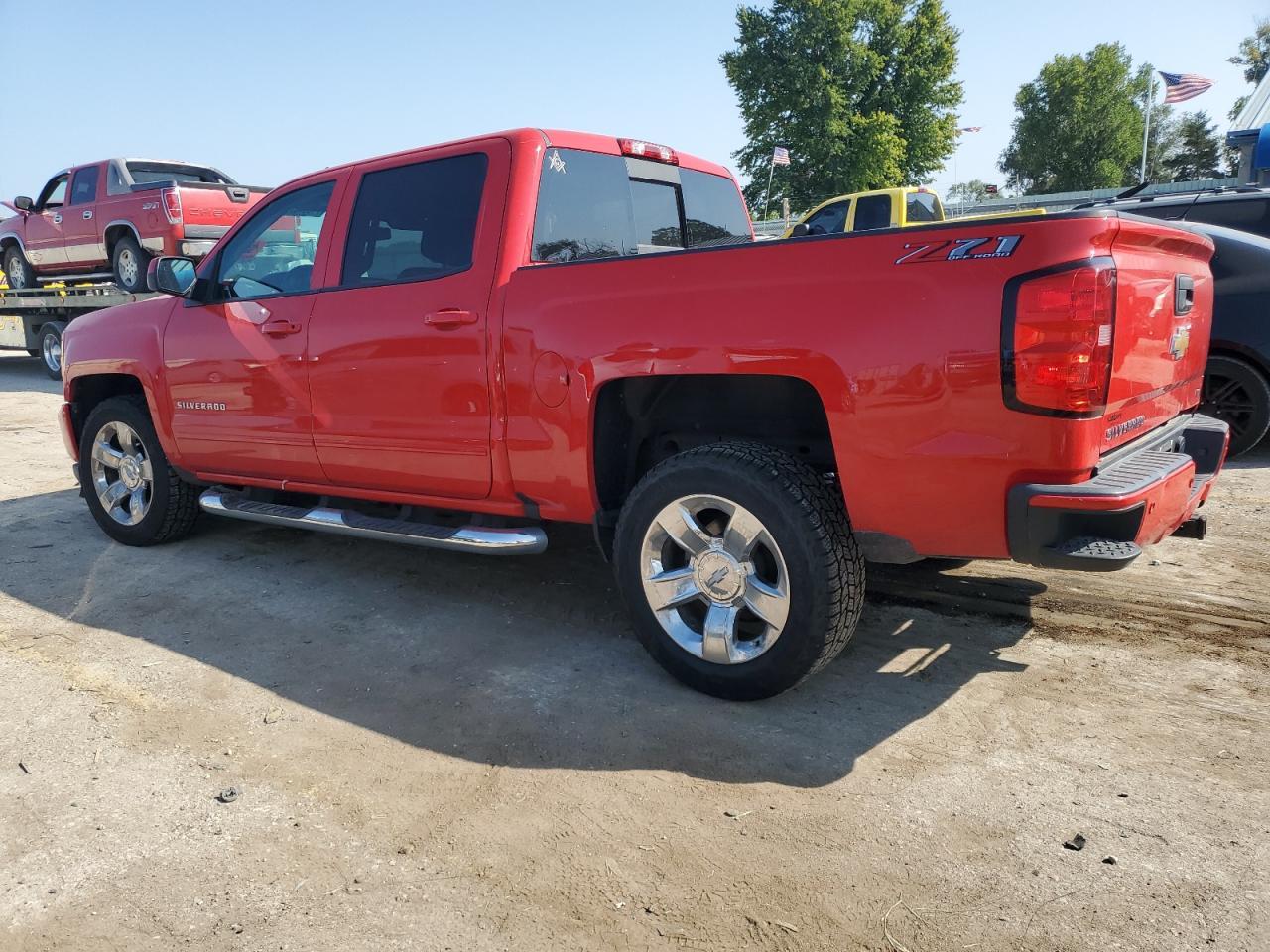 2018 CHEVROLET SILVERADO - Фото 2