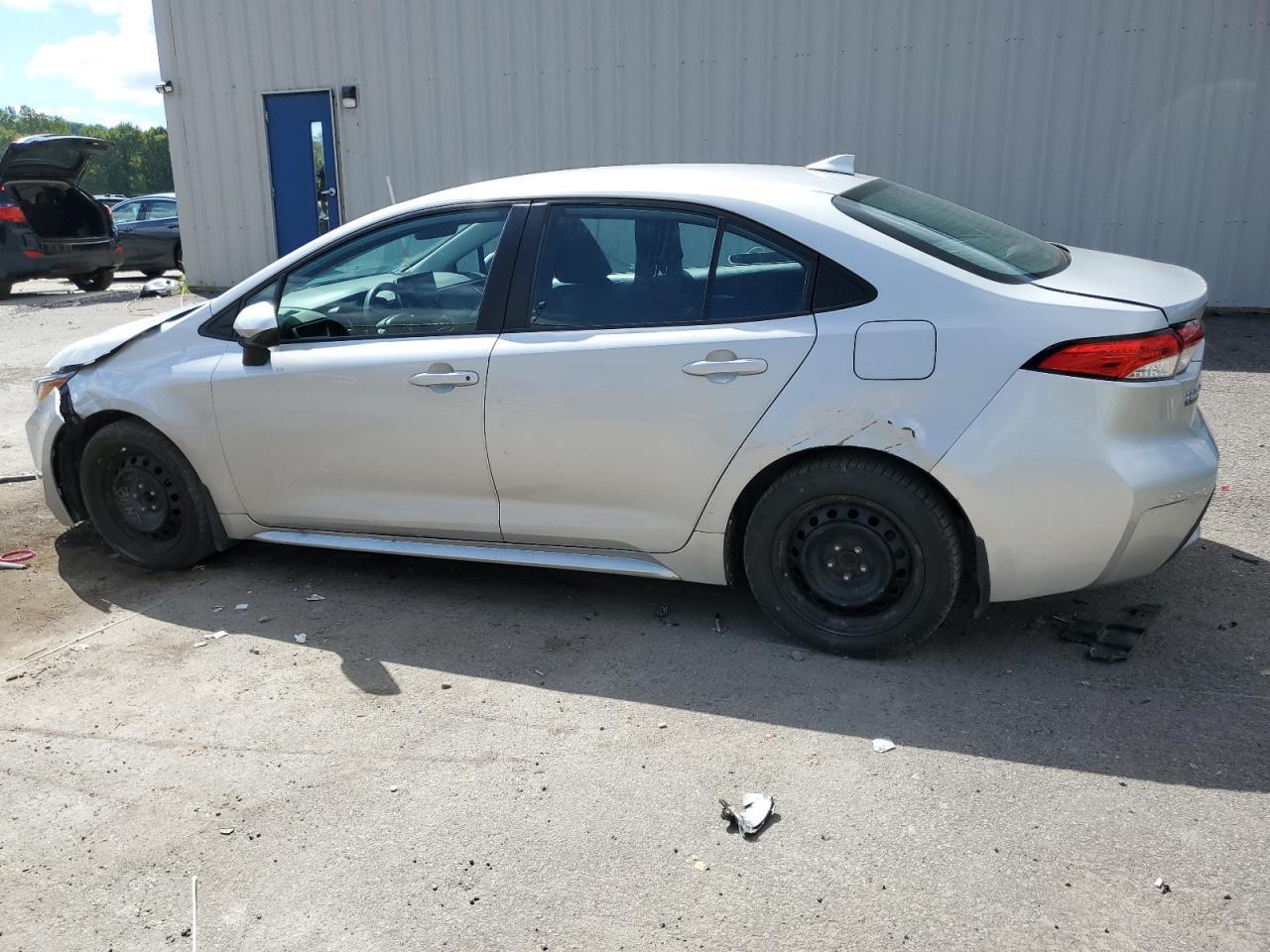 2021 TOYOTA COROLLA LE - Фото 2