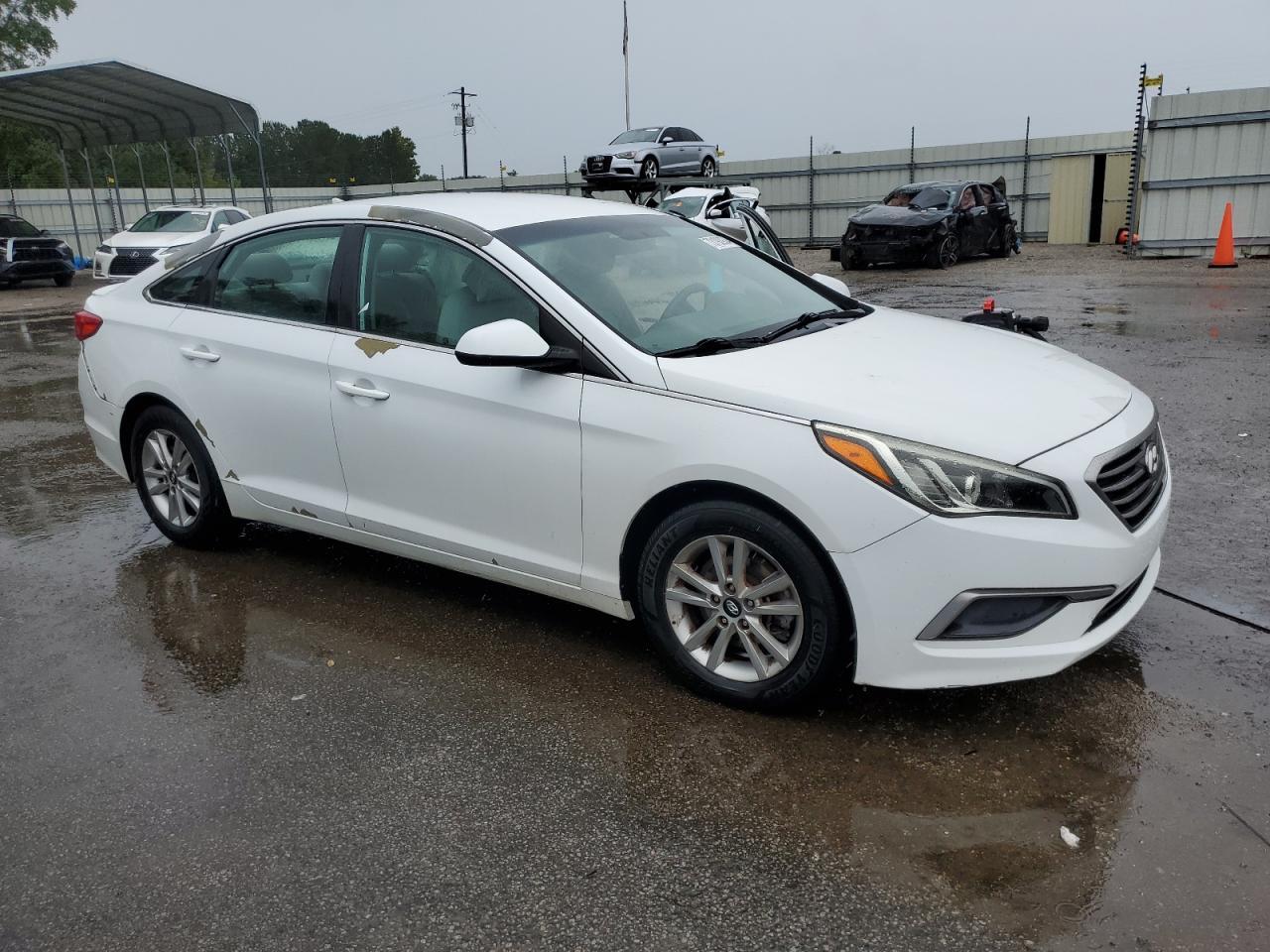2017 HYUNDAI SONATA SE - Фото 4