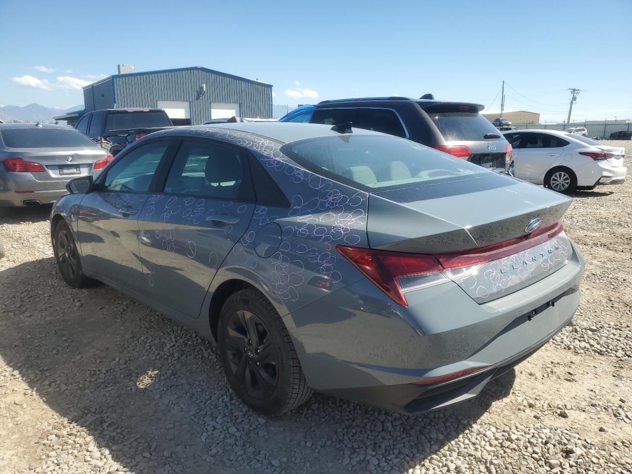 2022 HYUNDAI ELANTRA SE - Фото 2