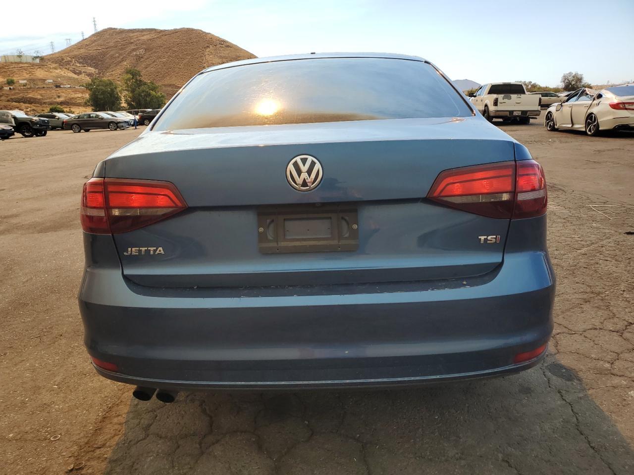 2017 VOLKSWAGEN JETTA S - Image 6