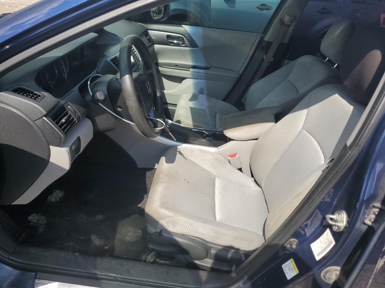 2014 HONDA ACCORD LX - Фото 7