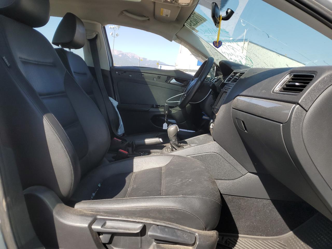 2017 VOLKSWAGEN JETTA SE - Image 7