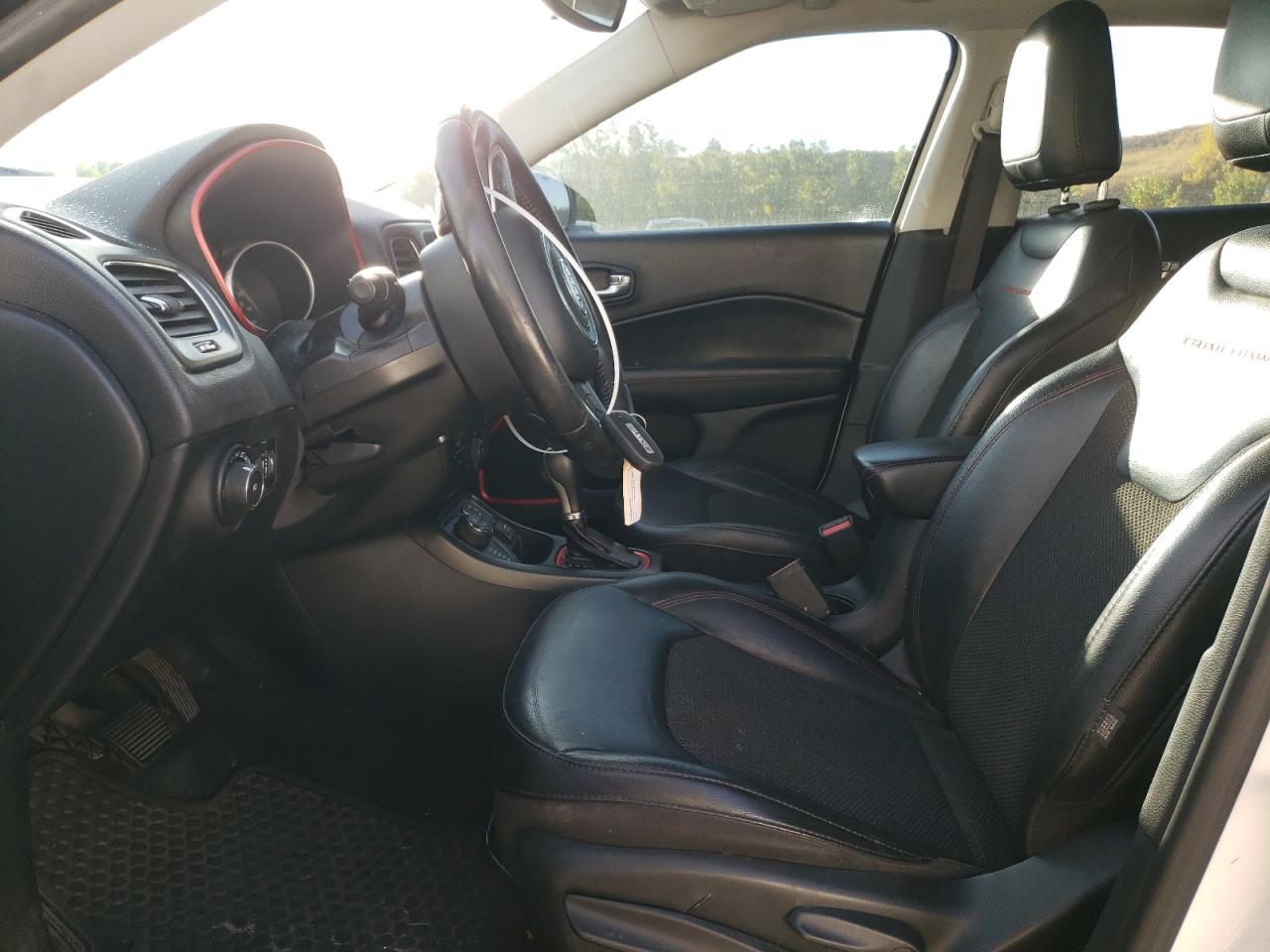 2019 JEEP COMPASS TR - Image 7