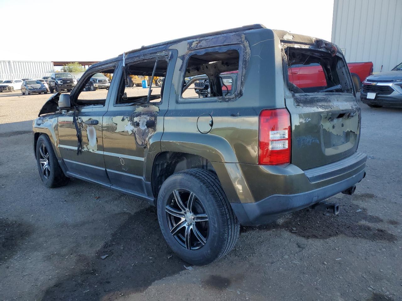 2016 JEEP PATRIOT SP - Image 2