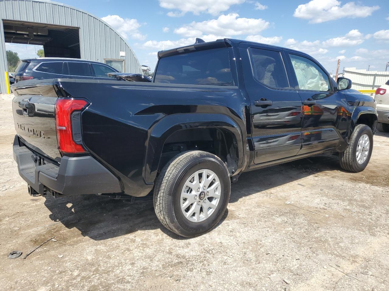 2024 TOYOTA TACOMA DOU - Фото 3