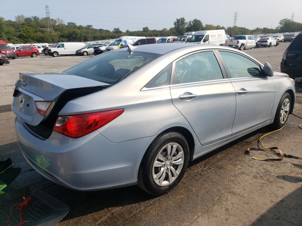 2011 HYUNDAI SONATA GLS - Фото 3