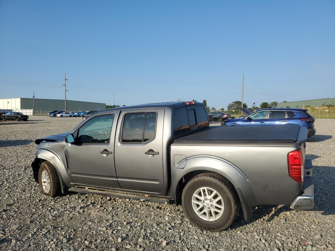 2017 NISSAN FRONTIER S - Фото 2