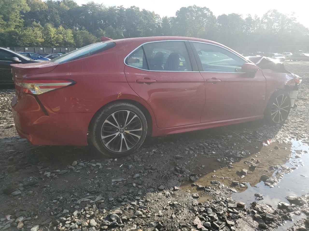 2020 TOYOTA CAMRY SE - Image 3