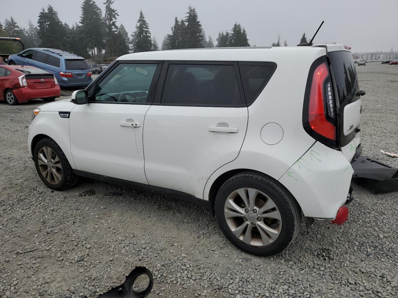 2016 KIA SOUL + - Image 2