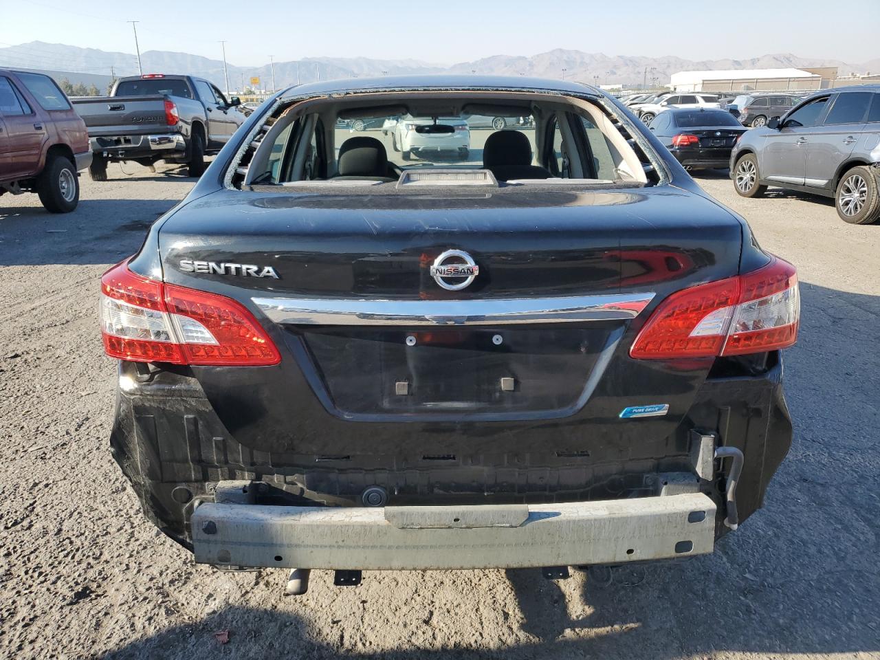 2013 NISSAN SENTRA S - Фото 6