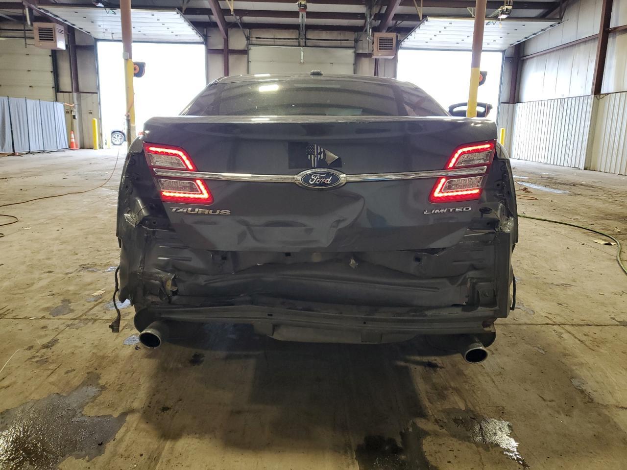 2019 FORD TAURUS LIM - Image 6