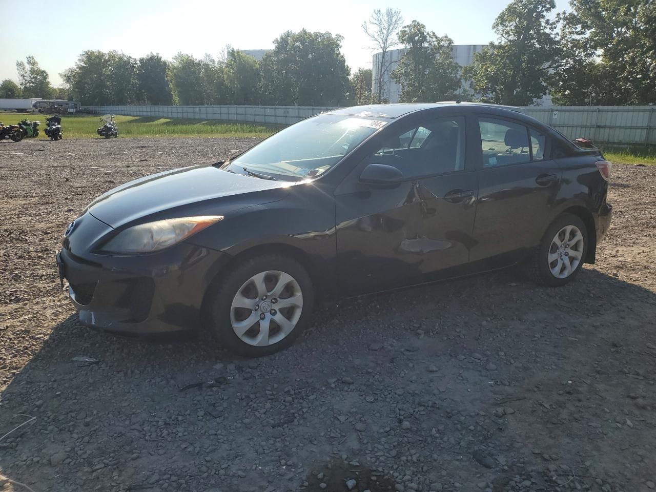 2013 MAZDA 3 I