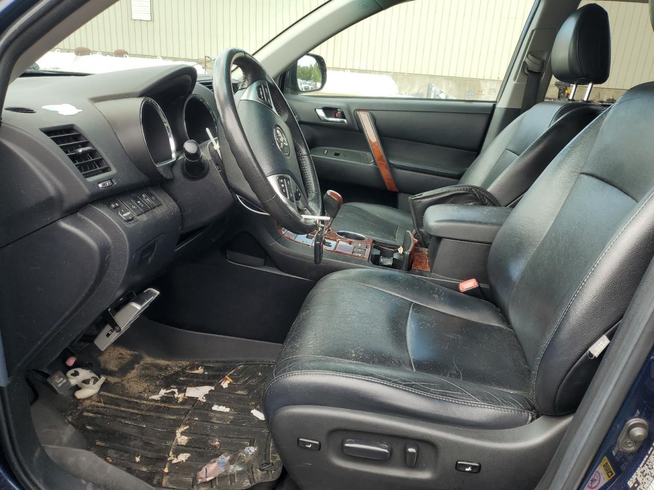 2011 TOYOTA HIGHLANDER - Фото 7